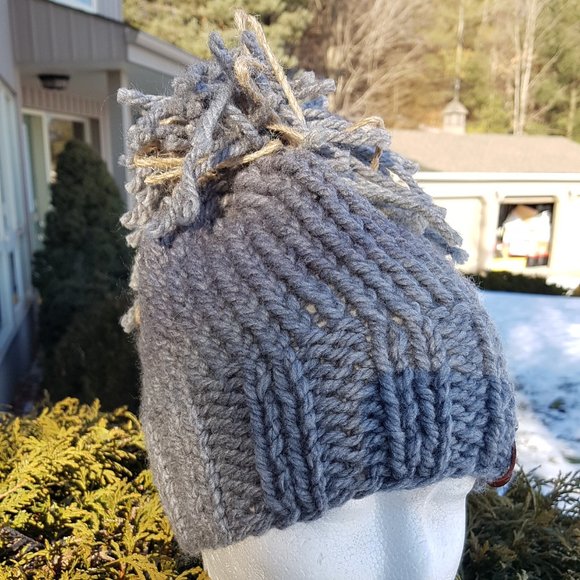 Wool winter set, hand knitted, gray/brown shades, sweater and matching hat - Picture 11 of 15